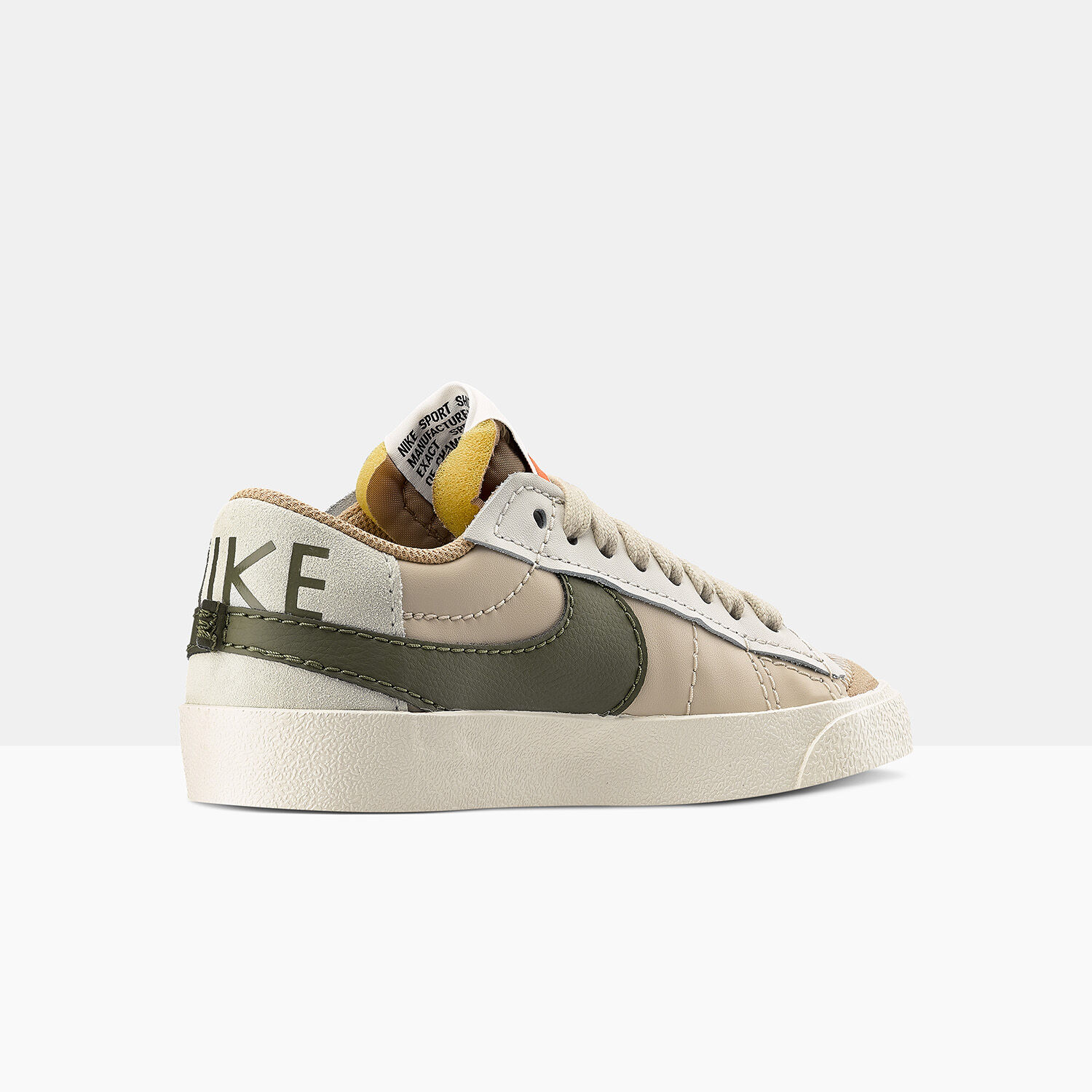 Nike Blazer Low 77 Jumbo verde olive donna Acquista online HERE