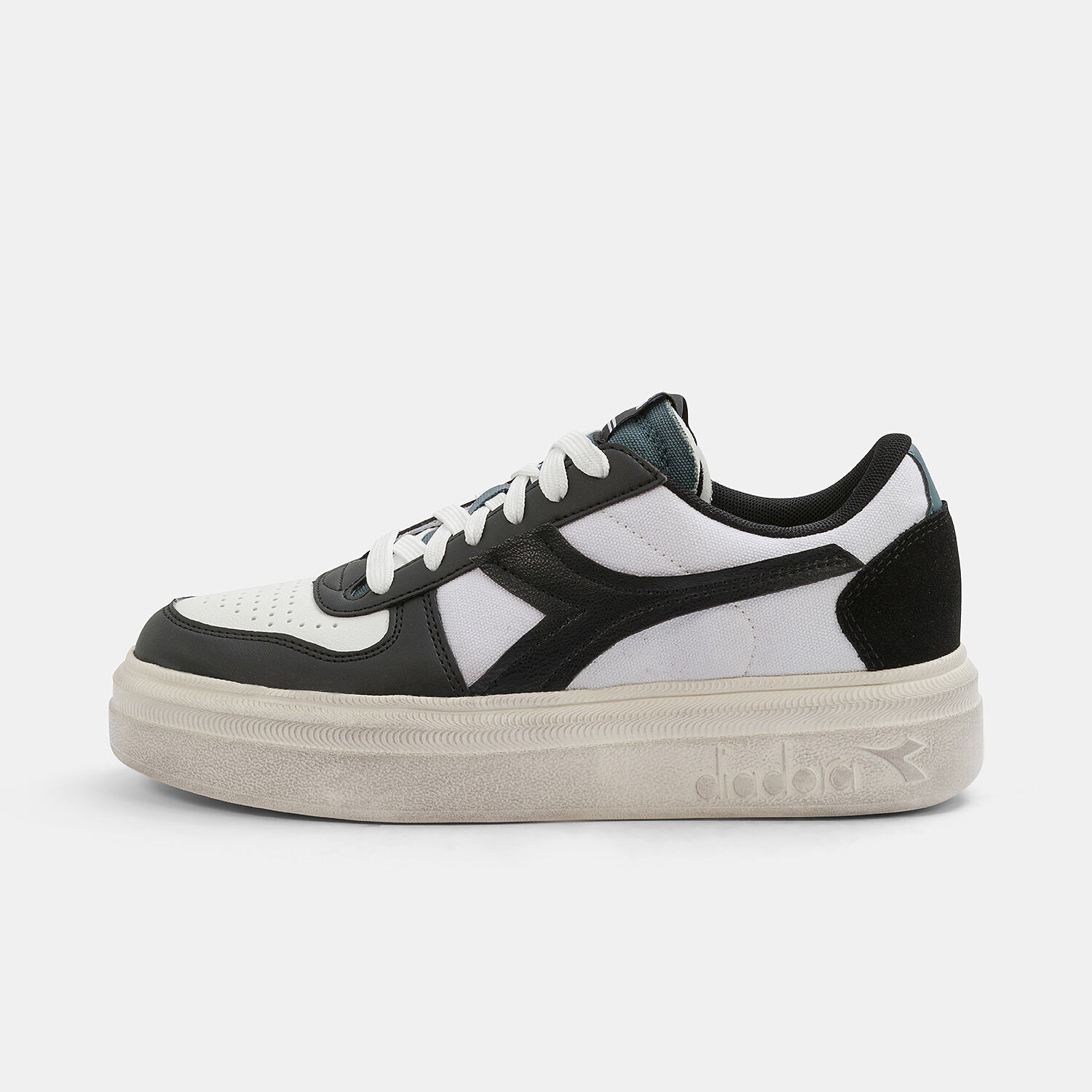 Diadora bianche e nere online