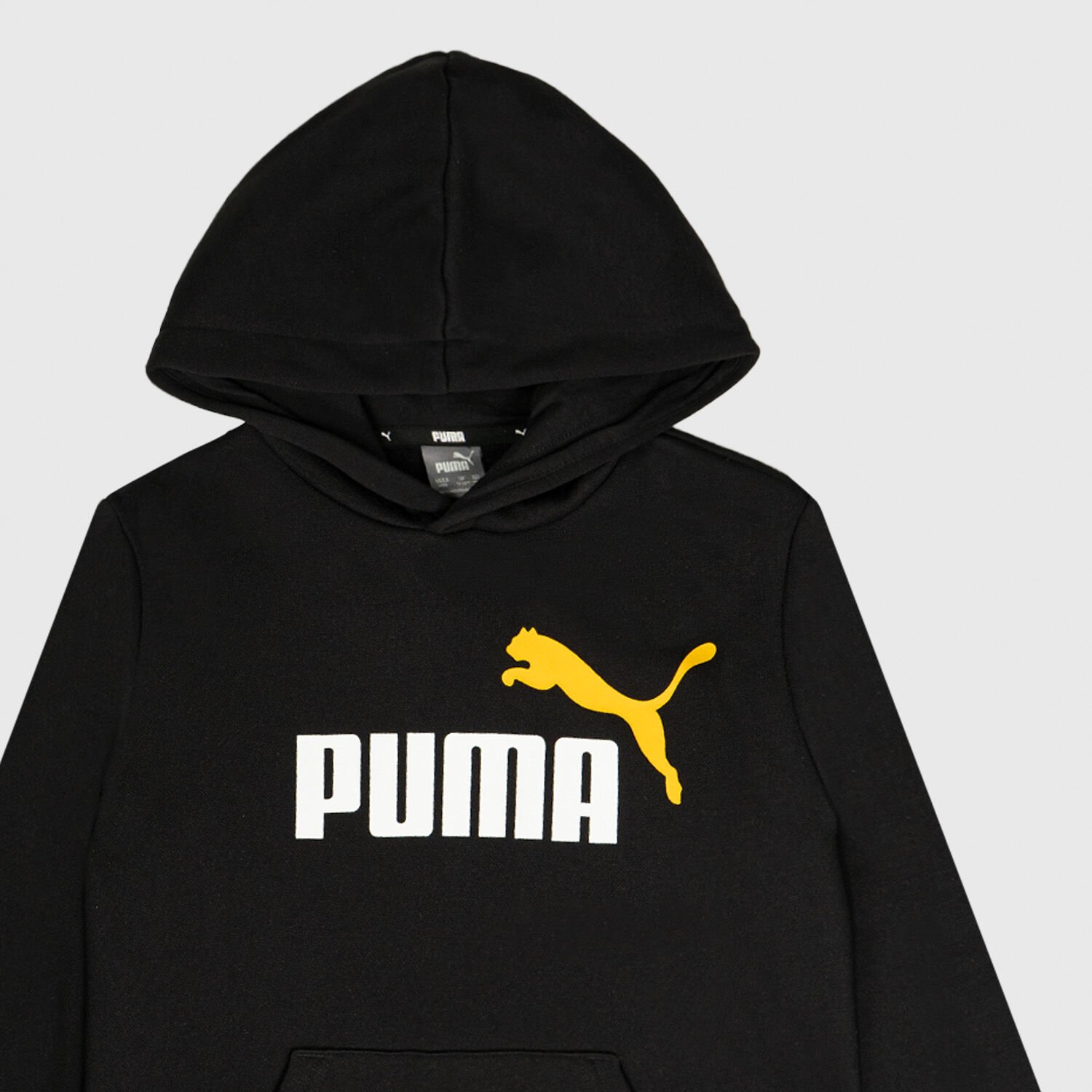Puma felpa nera e sales bianca