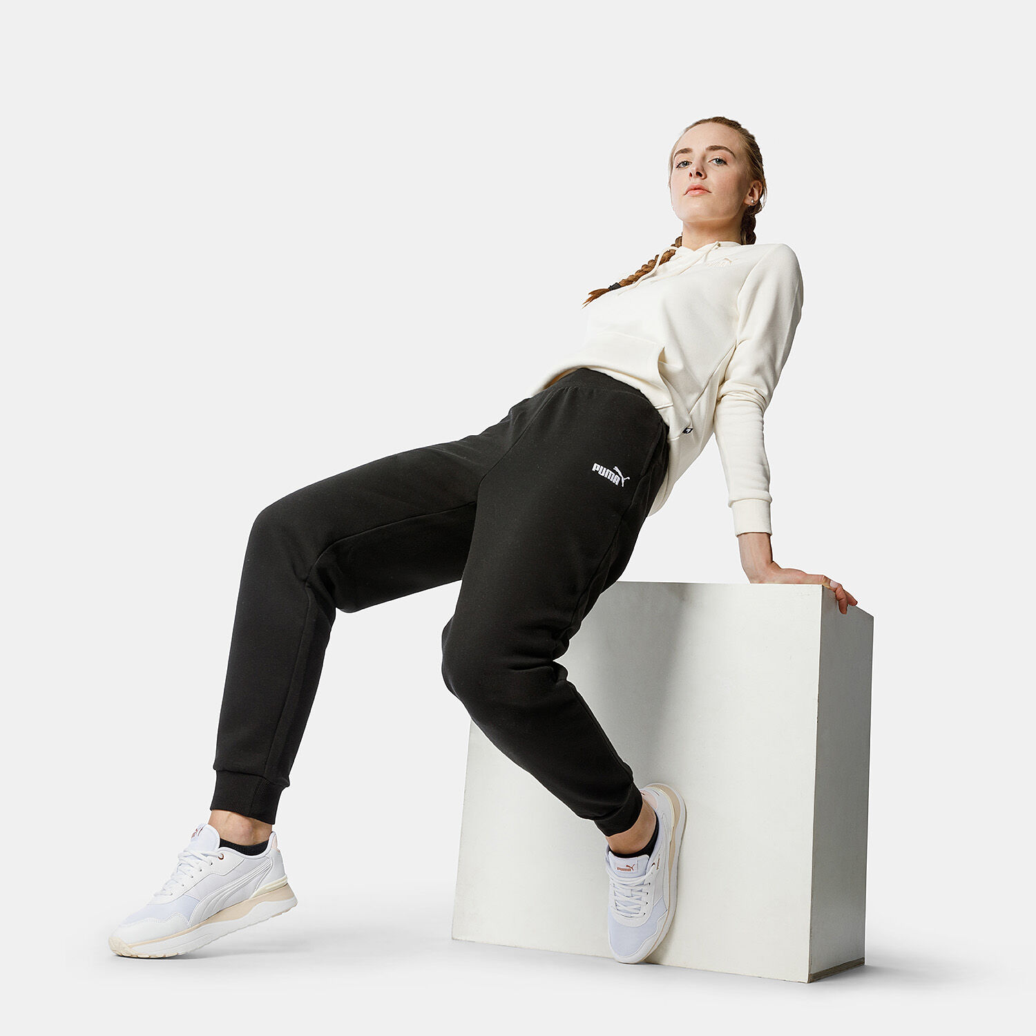 Pantaloni puma originals sale