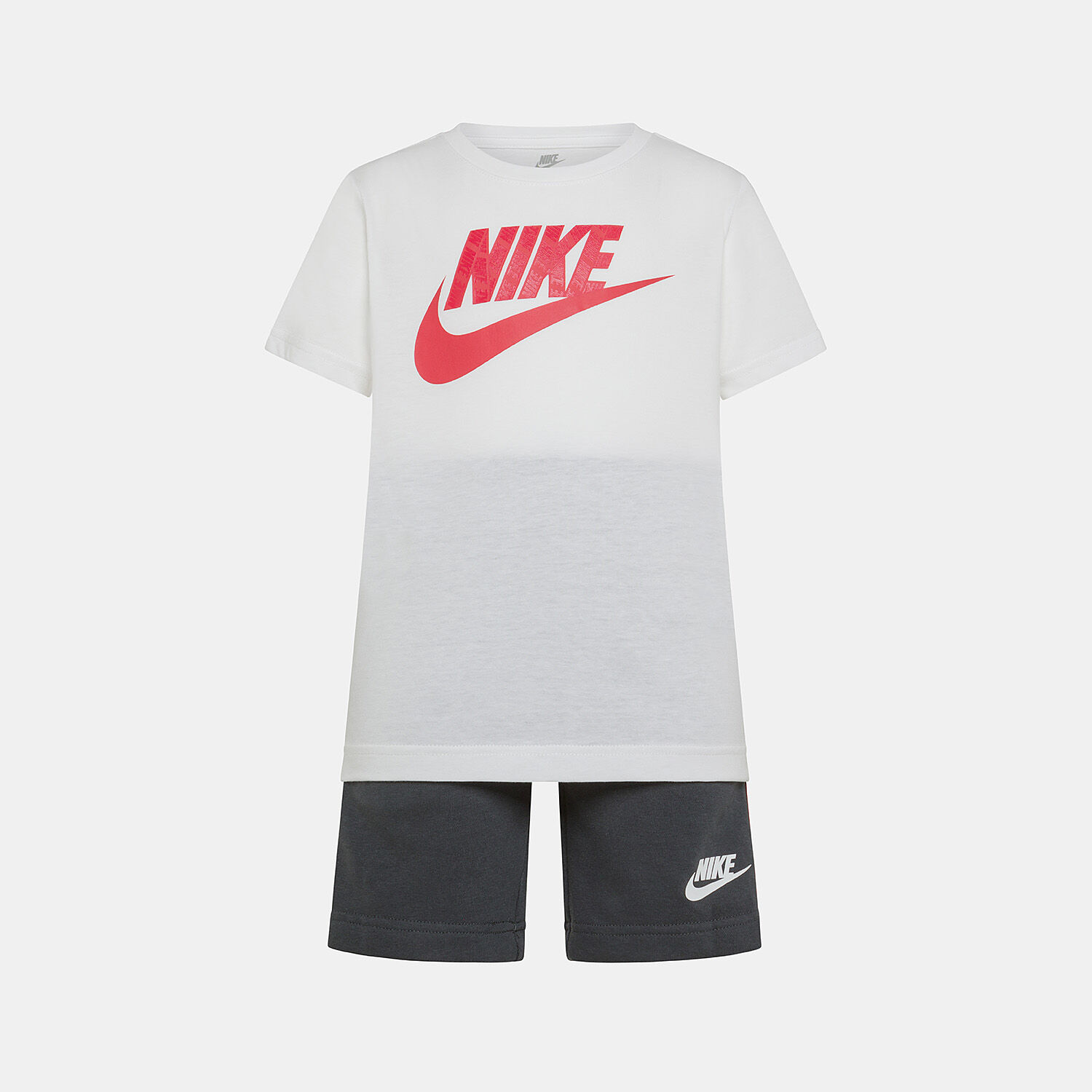 Completo new arrivals nike bianco