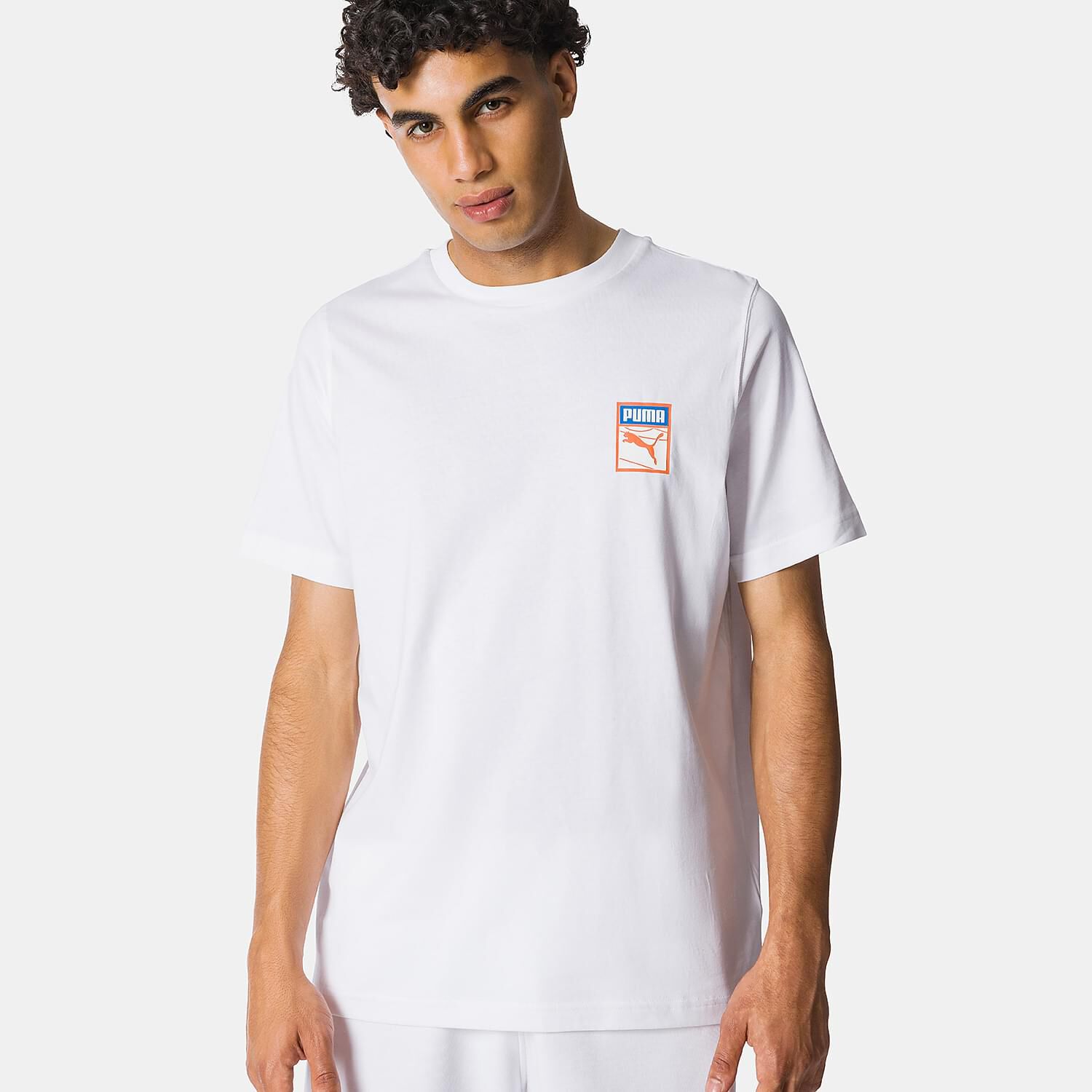 T shirt Puma Retro Sport Graphic SMU bianca blu e arancione AW LAB
