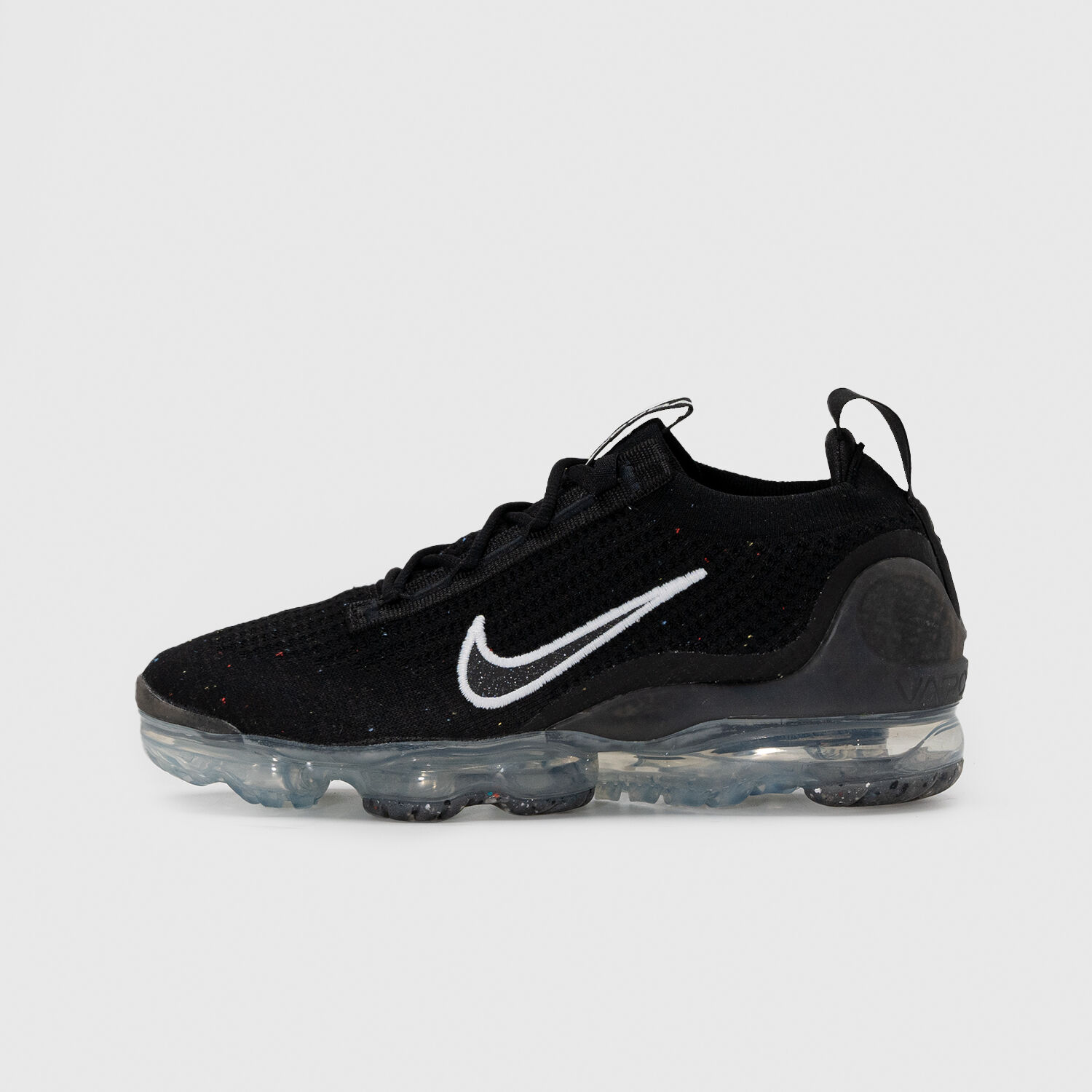 Nike Air VaporMax 2021 FK nere e bianche AW LAB