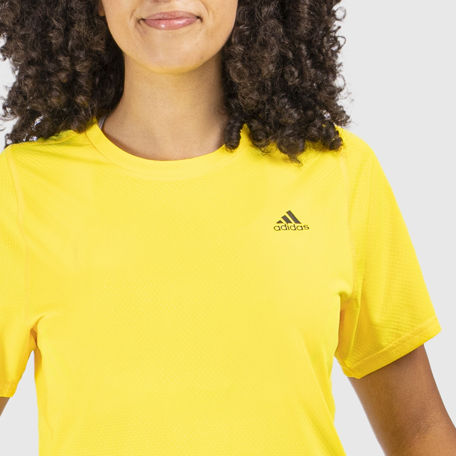 T shirt adidas Performance Run Icons Running Tee gialla e nera