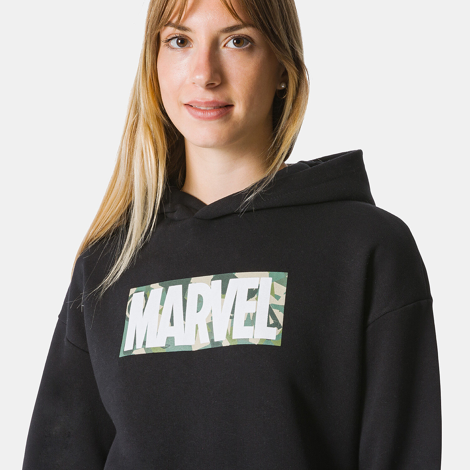 Felpa marvel pull and bear online