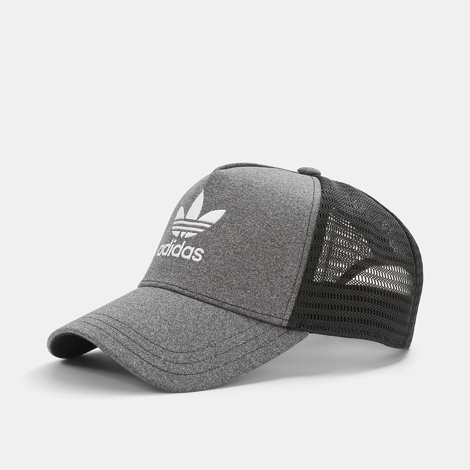 Cappello best sale adidas trucker