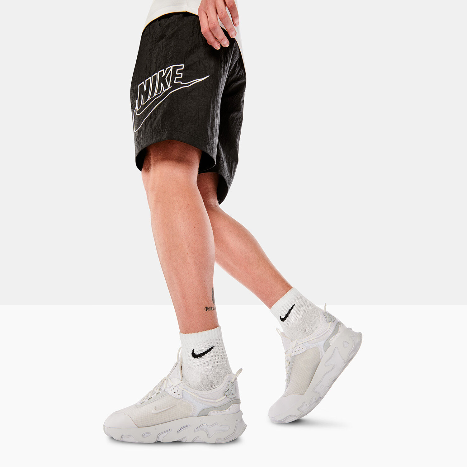 Nike React Live bianche AW LAB