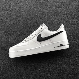 nike air force 1 striscia nera